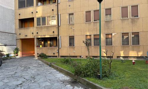 CENTRALISSIMO TRILOCALE CON BOX